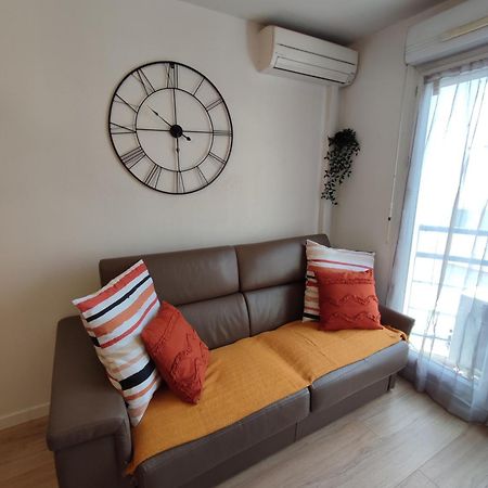 Appartement Climatise Avec Parking A 6Min A Pied De La Gare St Charles Marsella Exterior foto