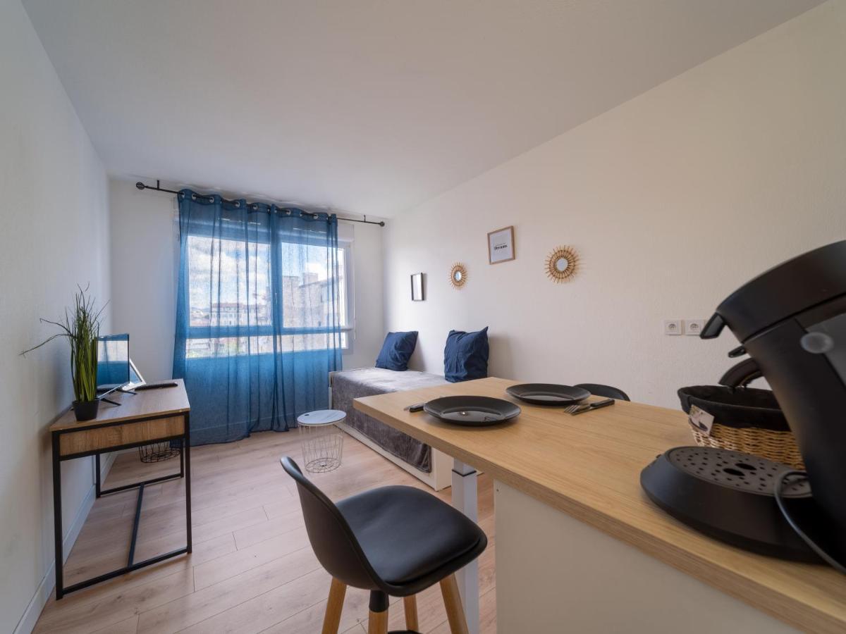 Appartement Climatise Avec Parking A 6Min A Pied De La Gare St Charles Marsella Exterior foto