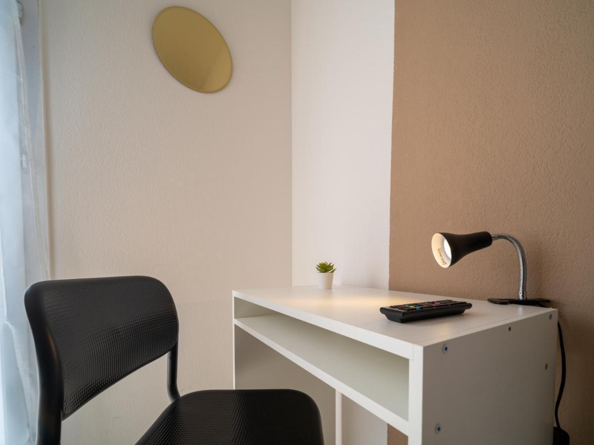 Appartement Climatise Avec Parking A 6Min A Pied De La Gare St Charles Marsella Exterior foto
