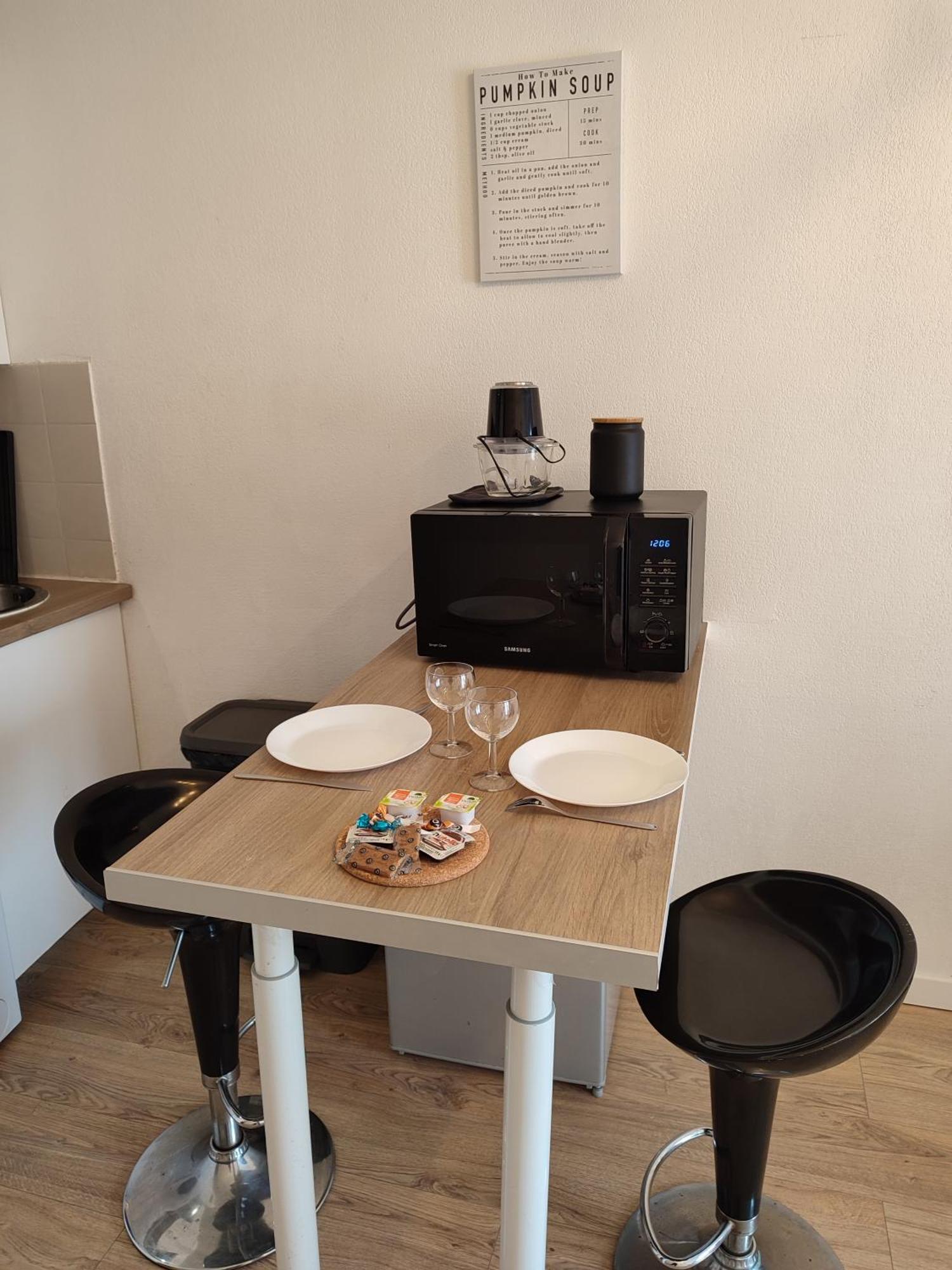 Appartement Climatise Avec Parking A 6Min A Pied De La Gare St Charles Marsella Exterior foto