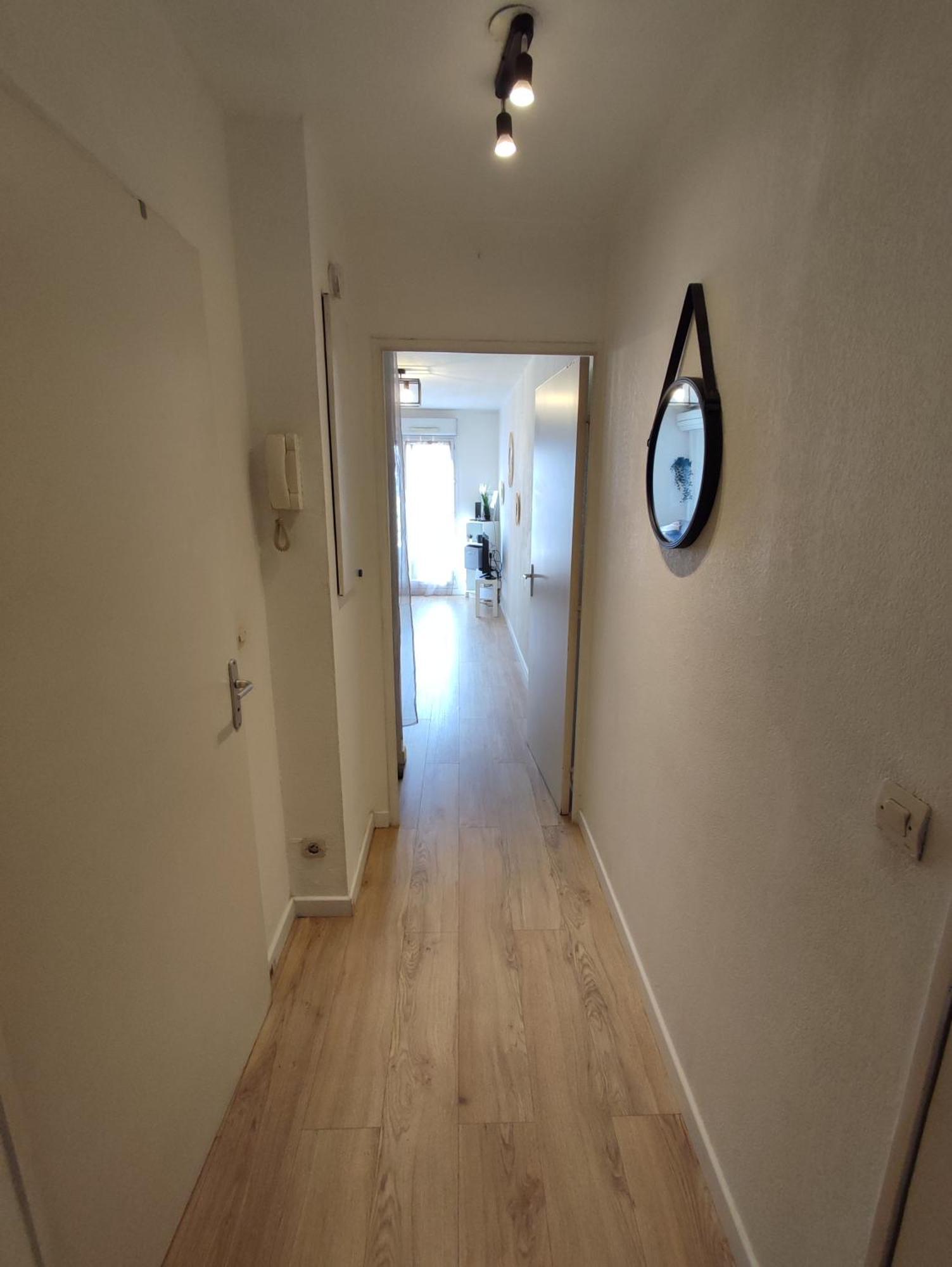 Appartement Climatise Avec Parking A 6Min A Pied De La Gare St Charles Marsella Exterior foto